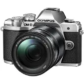 Olympus OM-D E-M10 Mark II Argent + 14-150 mm