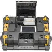 DeWalt Dwst1 Digital Radio Noir One Size / EU Plug 220V