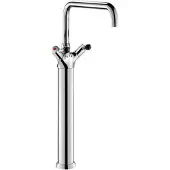 Delabie Support MBatt. Robinet à un trou. Débit de 100 l/min. Sortie pivotante. Diamètre de sortie (D) : 22. Longueur (L) : 300. Hauteur (H) : 650 mm