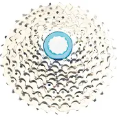 Primax e Cassette 9 vitesses 11-32T Argent dans la boîte