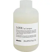 Davines Essential Haircare Love Curl Shampoo shampooing nourrissant pour cheveux ondulés et bouclés 250 ml
