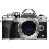 Olympus OM-D E-M10 Mark IV Boitier Argent