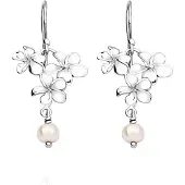 Nenalina Boucles d'oreilles 'Flower' argent / blanc perle
