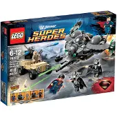 LEGO DC Universe Super Heroes 76003 Superman: la bataille de Smallville