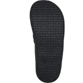 Protest Tongs Kirk