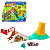 Hot Wheels Skate-Set Dessert Track Skatepark Skateboard Fingerboard Shoes