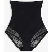 Bonprix Slip sculptant avec dentelle cœurs, maintien fort