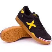 Munich Sneakers 1500606 in Black color size 38
