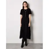 Apricot Robe ' ' noir