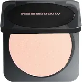 Huda Beauty - Easy Bake Pressed Powder
