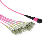ACT 2 mètres de câble patchout multimode 50/125 OM4 fanout 1 X MTP femelle