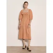 Apricot Robe ' ' abricot