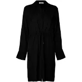 Selected Robe noir