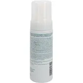 Aveda Le nettoyant moussant Outer Peace (120 ml) nettoie en profondeur les pores sans irriter la peau.