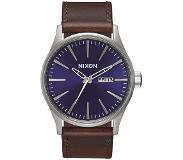 Nixon Montre à affichage analogique 'Sentry Leather'