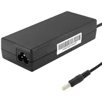 Qoltec - Adaptateur secteur - CA 100-240 V - 90 watt - noir - pour Dynabook Toshiba Portégé R700, R705; Toshiba Tecra L2; Toshiba Satellite A110, L25, L45