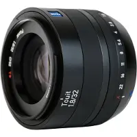 Zeiss Touit 32 mm F1.8 Monture X