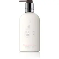 Molton Brown lait Bath & Body Delicious Rhubarb & Rose Body Lotion