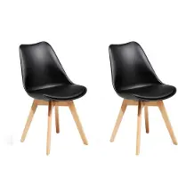 Beliani Ensemble de 2 chaises en plastique noir en faux cuir, pieds en bois clair, ensemble de salle à manger de style scandinave