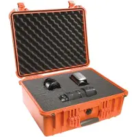 Peli 1550 SVF flight case argenté avec mousse 468 x 355 x 193 mm