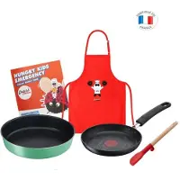 Tefal Chefclub de E5119002 Enfants affamés en urgence : Poel Un crêpe, un moule, une mini-spatule, un tablier de cuisine, un livret de recettes.