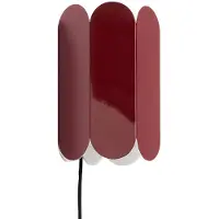 HAY Arcs Lampe Murale Plug - Fixture comes with a cord and on|off switch with plug | Auburn Red