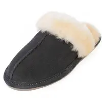 Minnetonka Pantoufle crème / gris foncé