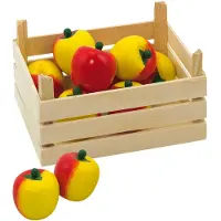 Goki Pommes dans une caisse de fruits