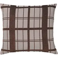 Broste Copenhagen Coussin à carreaux marron avec remplissage - W60XL60CM