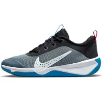 Nike Chaussures de Sport Enfants - Omni Multi-Court - cool grey/photo blue-black-lt crimson DM9027-006