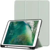 IMoshion Coque tablette Trifold Apple iPad 6 (2018) 9.7 pouces / iPad 5 (2017) 9.7 pouces / Air 2 (2014)/Air 1 (2013) - Vert clair