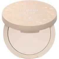 Lumene Blur poudre compacte et fond de teint 2 en 1 SPF 15 teinte No. 0 10 g