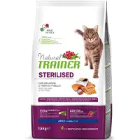 Trainer Natural Cat Sterilised Adult avec du saumon 1.5kg