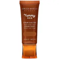 Danessa Myricks Beauty Yummy Skin Serum Skin Tint fond de teint hydratant lissant teinte 12 - Dark Skin with Golden Undertones 100 ml
