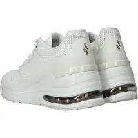 SKECHERS Million Air Elevated Air Baskets en Blanc Simili cuir 38