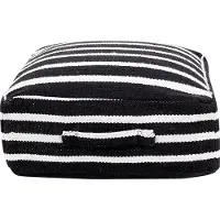 Beliani Pouf en coton noir et blanc 50 x 50 x 20 cm SETTAT