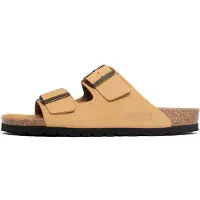 Bayton Mule 'Atlas' camel / bronze