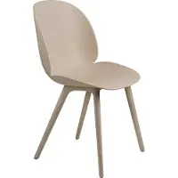 Gubi Beetle Dining Chair Non Rembourrée Plastic Base (Outdoor) | New Beige