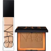 Nars Natural Radiant Longwear Foundation fond de teint longue tenue (éclaircissant) teinte YUKON 30 ml