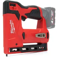 Milwaukee Agrafeuse sans fil Milwaukee, sans batterie, 12 volts, M12BST-0