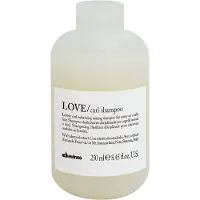 Davines Essential Haircare Love Curl Shampoo shampooing nourrissant pour cheveux ondulés et bouclés 250 ml