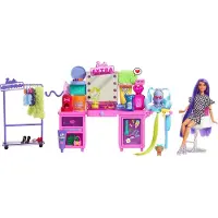 Barbie Set de jeu Extra avec poupée, table de coiffure et plus de 45 accessoires