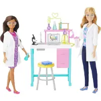 Barbie Science Lab playset avec 2 poupées, table de laboratoire et plus de 10 accessoires, HJY95