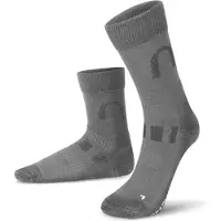 Normani Chaussettes de sport gris