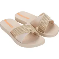 Ipanema Claquettes Street