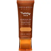 Danessa Myricks Beauty Yummy Skin Serum Skin Tint fond de teint hydratant lissant teinte 7 - Medium Skin with Golden Undertones 45 ml