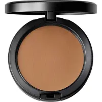 MAC Studio Fix Powder plus foundation