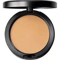 MAC Studio Fix Powder plus foundation