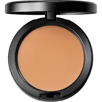 M.A.C Studio Fix Powder plus foundation