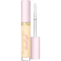Too Faced Born This Way Ethereal Light Illuminating Smoothing Concealer correcteur éclat pour un effet naturel teinte Vanilla Wafer 5 ml